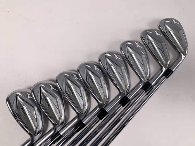 Mizuno JPX 923 Forged Iron Set 4-PW+GW DG S300 120g Stiff RH +1/2''