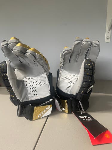 STX Surgeon RZR2 Lacrosse Gloves (New)