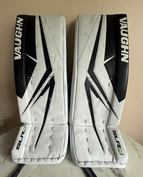 28" 2024 Vaughn SLR4 Goalie Leg Pads (Used)