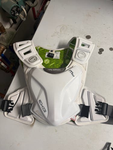 Large Adult Maverik MAX EKG Shoulder Pads (Used)