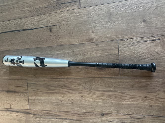 2022 DeMarini The Goods Hybrid BBCOR Certified Bat (-3) 30 oz 33" LIKE NEW. Willing to negotiate!!