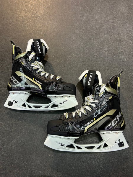 Intermediate CCM Tacks AS-590 Hockey Skates | Size 5