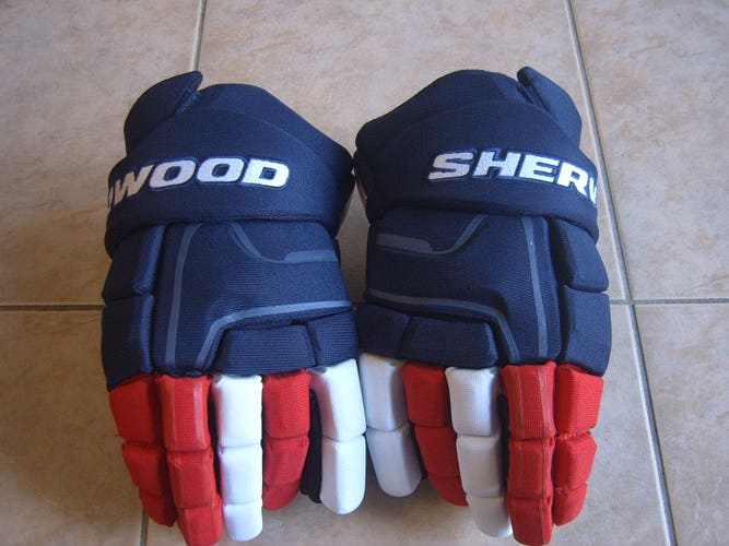 Excellent Condition Sher-Wood Code Encrypt Pro Team USA 4-Nation Hockey Gloves 13"