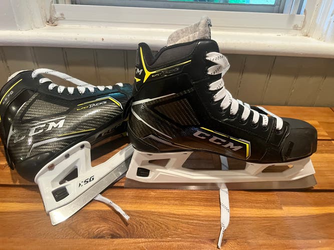 2020 CCM Super Tacks 9370 Hockey Goalie Skates Regular Width 7 (Used)