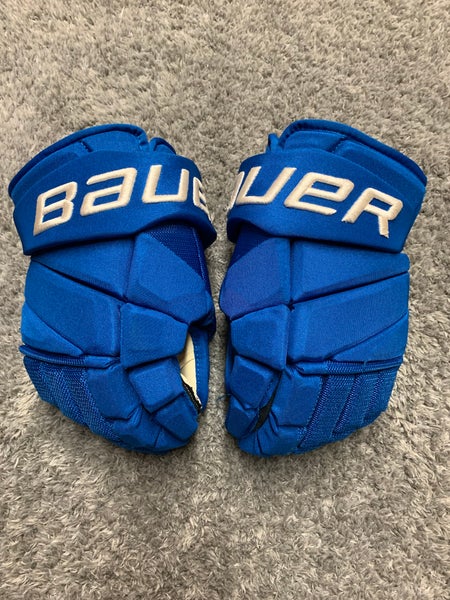 Bauer Vapor Hyperlite Pro Stock Hockey Gloves 14” St Louis Blues Winter Classic
