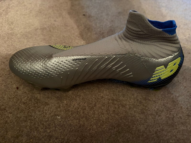 Unisex Size M 10.5 (W 11.5/12) New Balance Tekela Cleats (New)
