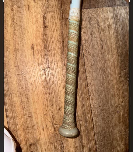 Easton Bat