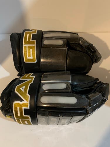 Graf 500 Hockey Gloves M (Used)
