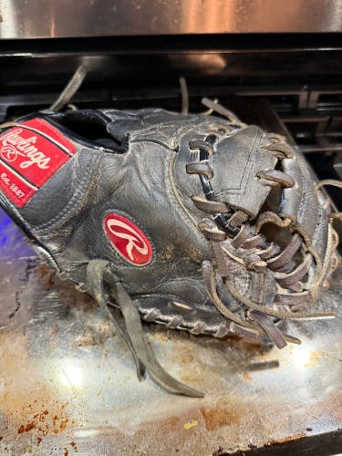 Rawlings Renegade RH Catcher's Glove 32.5" (Used)