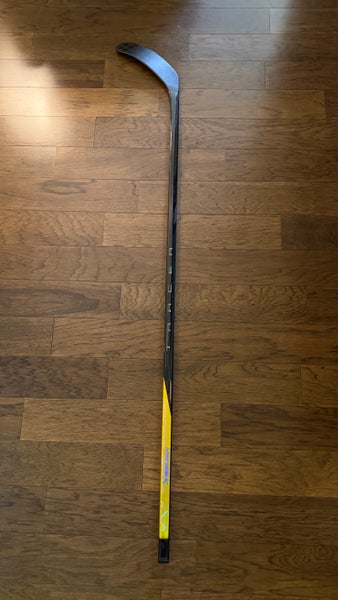 Senior Bauer Nexus Tracer Right Handed Hockey Stick P92M 77 Flex Pro Stock (New)