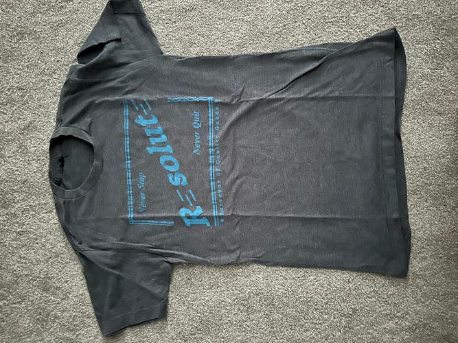 Gray Medium Adult Unisex Shirt (Used)