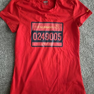 Red Small Women's Nike Shirt (Used)