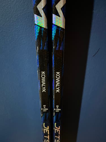 Senior CCM JetSpeed FT5 Pro Left Hand Hockey Stick P92M 85 Flex Pro Stock (Used)