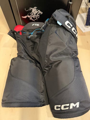 Men's Senior Large CCM JetSpeed FT6 Hockey Pants (New)
