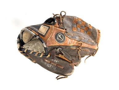 Used Kamazu 1100 BB/SB Glove RH Throw Brown 11" 11860-S000309215