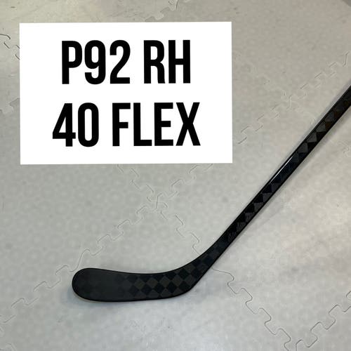 Junior(1x)Right P92 40 Flex 57” PROBLACKSTOCK Pro Black Out Unbranded Pro Stock Nexus Hockey Sticks