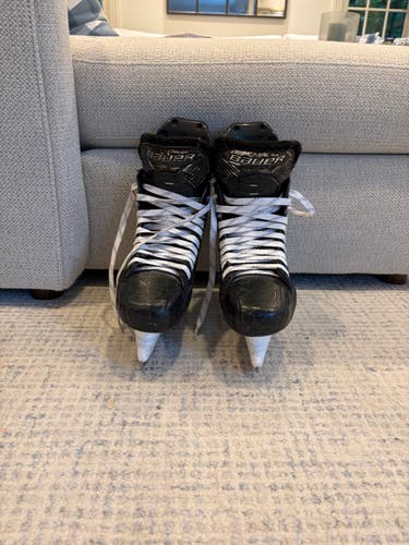Black 2023 Bauer Supreme Mach Hockey Skates Regular Width Pro Stock 7 (Used)