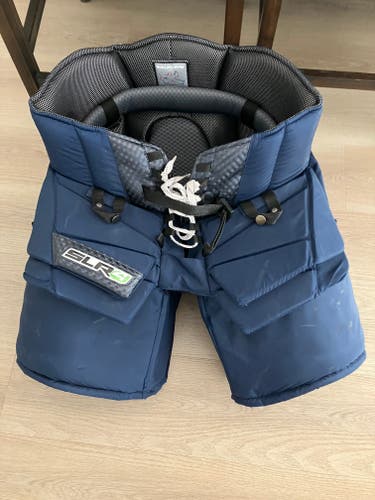 Senior Medium Vaughn SLR4 Pro Carbon Hockey Goalie Pants (Used)