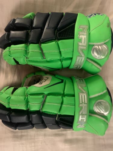 Maverik M4 Lacrosse Gloves (Used)