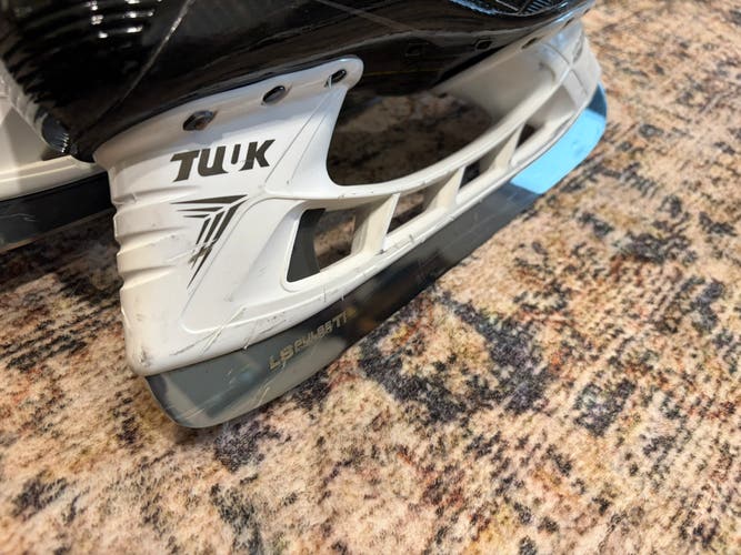 Tuuk light speed edge holders with
LS PULSE TI power profile 272 mm like new