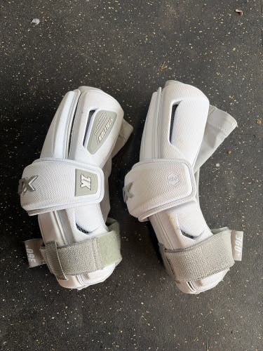 Medium Adult STX Stallion 1k Arm Pads (Used)