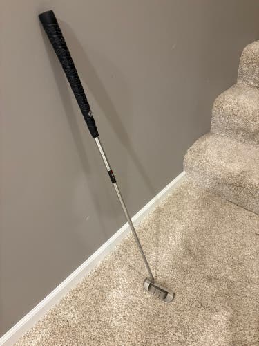 Unisex 2000 Odyssey Dual force 990 Blade Right Handed Putter Junior Steel Shaft 35" (New)