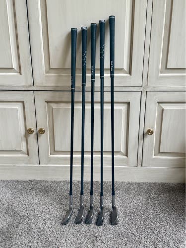 Junior 2024 Ping Prodi G Left Hand Iron Set Regular Flex Graphite Shaft (Used)