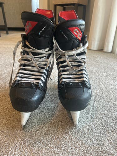 Black 2023 CCM JetSpeed FT6 Hockey Skates Regular Width Size 7 (Used)