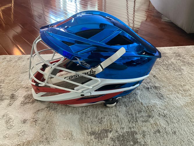 Chrome royal blue Cascade XRS Pro Helmet (Like new used once) SEND OFFERS! WILLING TO NEGOTIATE
