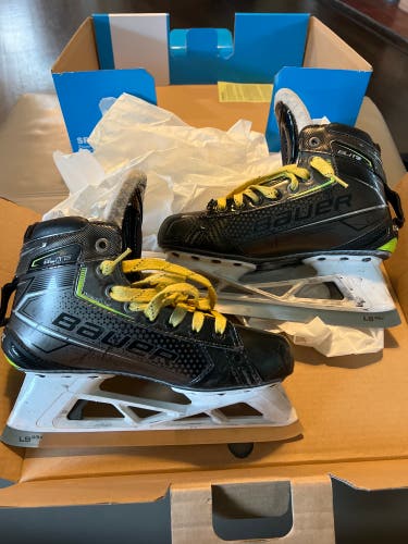 2021 Bauer Elite Hockey Goalie Skates Size 5.5 (Used)
