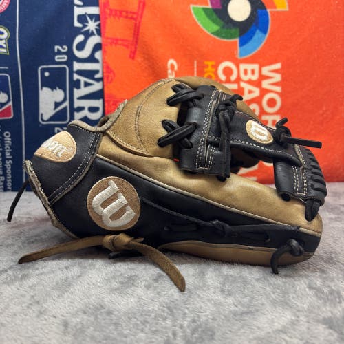 Wilson A2000 1787 RHT Baseball Glove 11.75" (Used)