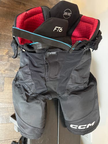Men's Junior Large CCM JetSpeed FT6 Hockey Pants