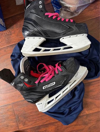 Black 2022 Bauer Vapor VOLT 2.0 Hockey Skates Regular Width 12 (Used)