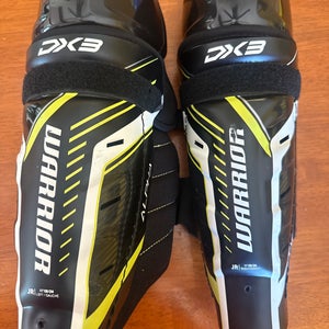 Junior Warrior Alpha DX3 11" Shin Pads (New)
