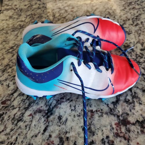 Red Kid's 3Y (Big Kids / Youth) Youth Nike Low Top Molded Cleats (Used)