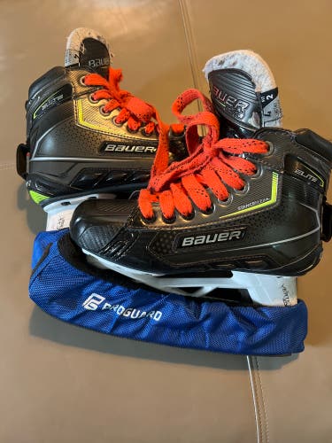 2021 Bauer Elite Hockey Goalie Skates Size 2 (Used)
