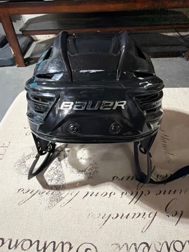 Medium Bauer Re-Akt 150 Helmet (Used)
