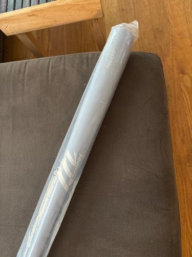 2025 Marucci Pro Cut Maple Bat (-3) 31 oz 34" (New)