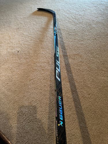Senior Bauer Nexus 2N Pro XL Right Handed Hockey Stick P92M 87 Flex (New)