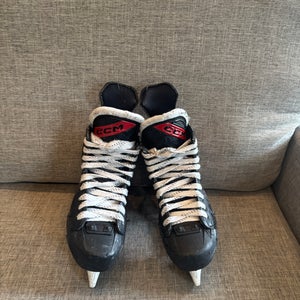 2023 CCM JetSpeed FT670 Hockey Skates Regular Width Size 4.5 (Used)