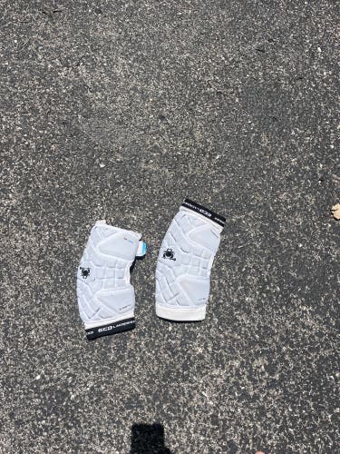 Medium Adult ECD Echo Arm Pads (Used)