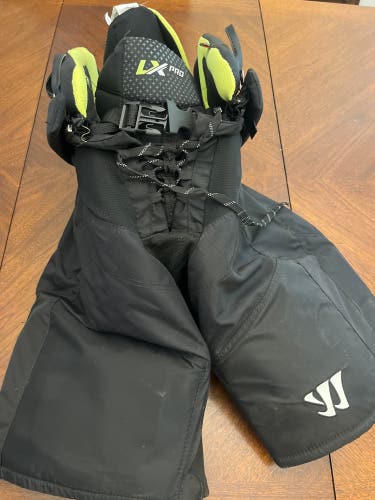 Junior XL Warrior Alpha LX PRO Hockey Pants (Used)