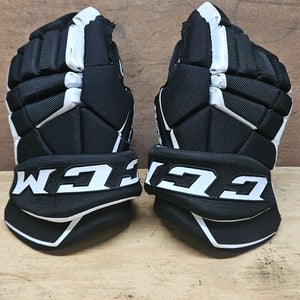CCM Tacks 9040 Gloves 14" (Used)