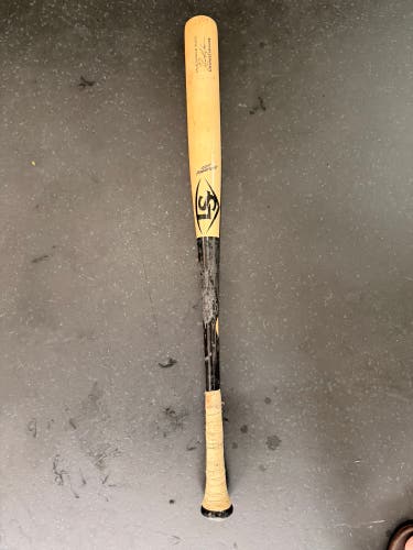 Louisville Slugger MLB Prime RA13 Ronald Acuna Game Model Maple BBCOR Certified Bat 31 oz 34