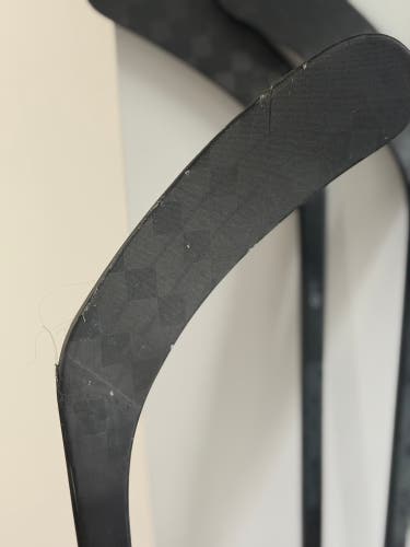 Senior CCM Ribcor Trigger 10 Pro Right Handed Hockey Stick P92 75 Flex (Used)