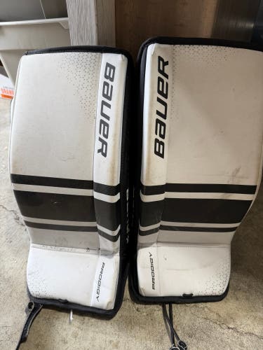 20" Bauer Prodigy Goalie Leg Pads (Used)
