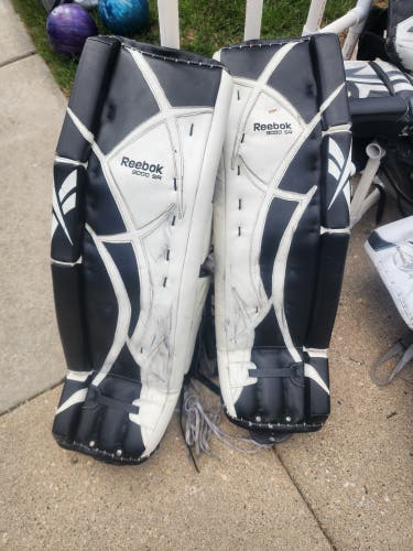 35" Reebok Lefevre Goalie Leg Pads (Used)