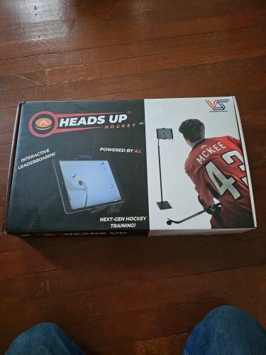 HEADS UP HOCKEY !!!!! ..(Used)