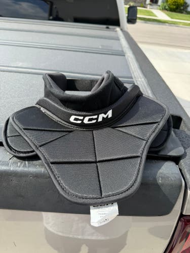 Senior CCM goalie neck guard