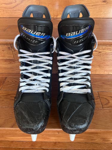 2025 Bauer Vapor Flylite Hockey Skates 8.5 (Used)